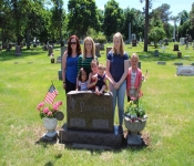 2016 05 29 SiousFalls Gravestone 005